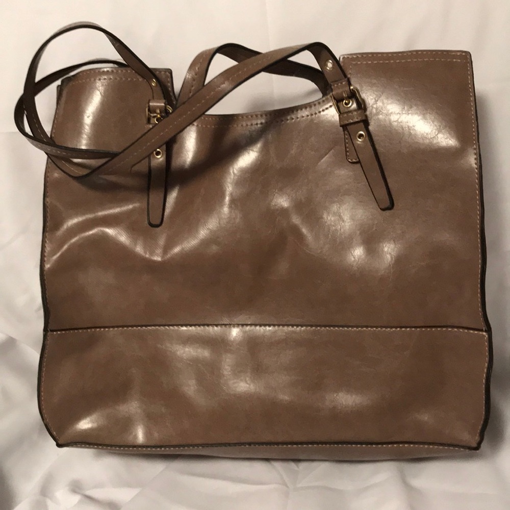 Hand bag